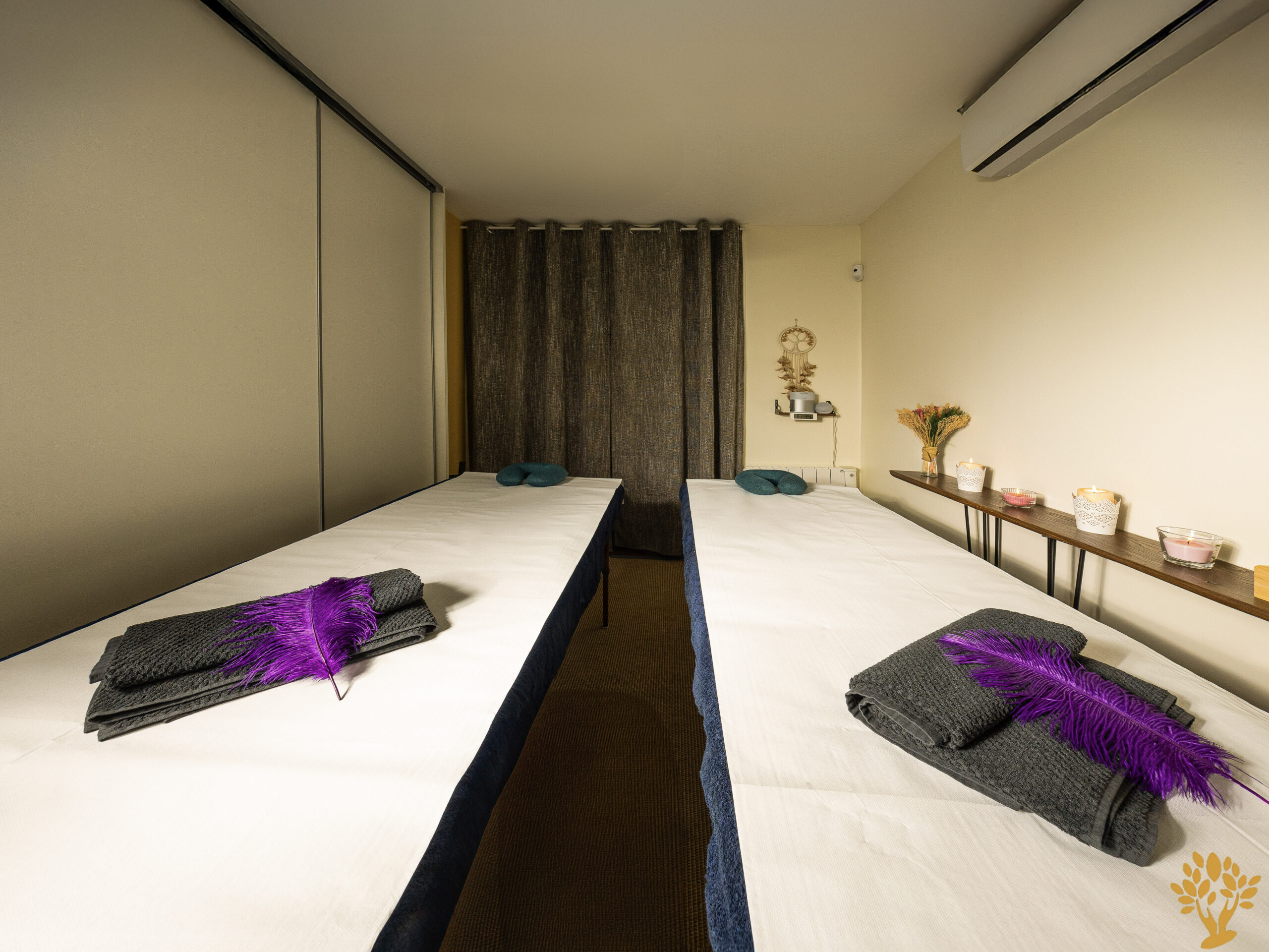 Intérieur chaleureux salon Mairesia Villeurbanne Intérieur chaleureux du salon de massage Mairesia à Villeurbanne